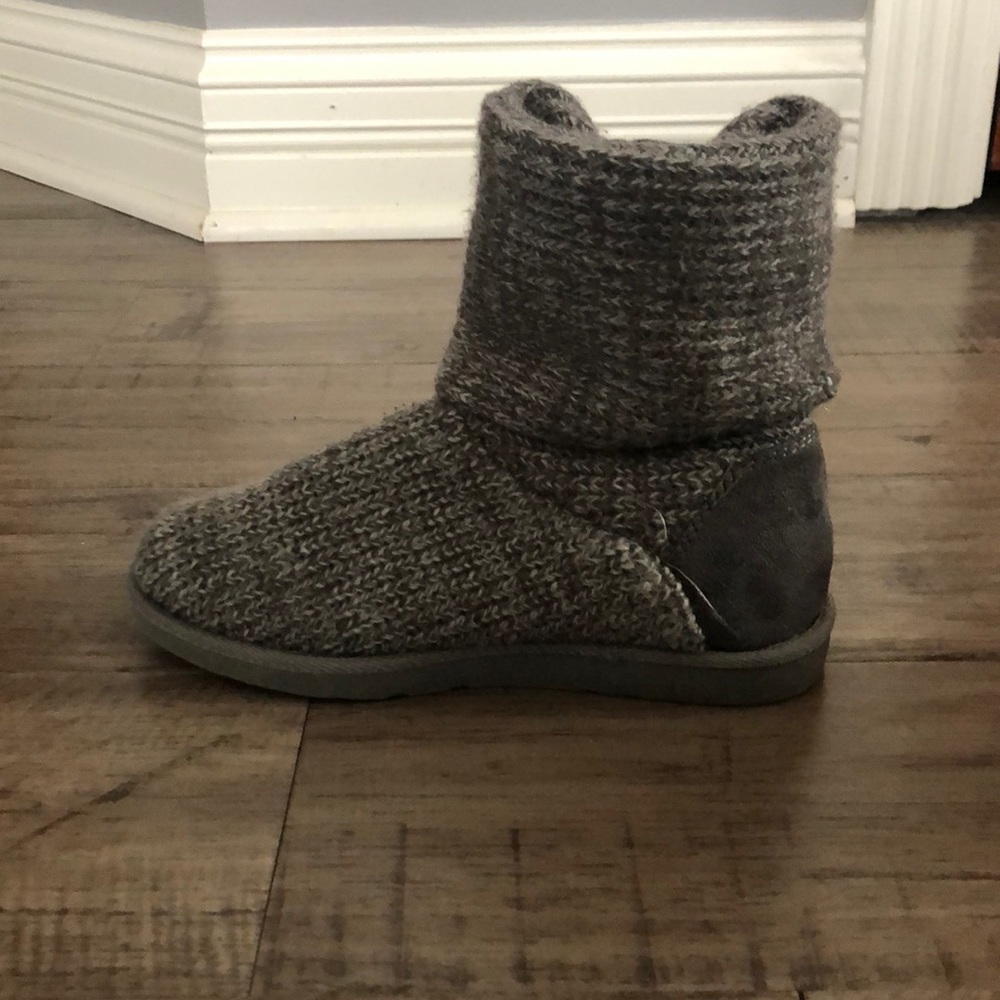 Gray Boots - Picture 2 of 7
